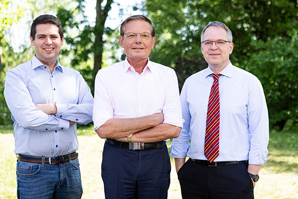 (v.l.) Alexey Kropman, Prof. Dr. Eckehard Specht, Prof. Dr. Frank Beyrau [Bildnachweis: Stephanie Göbe, Quelle: IQ Mitteldeutschland]
